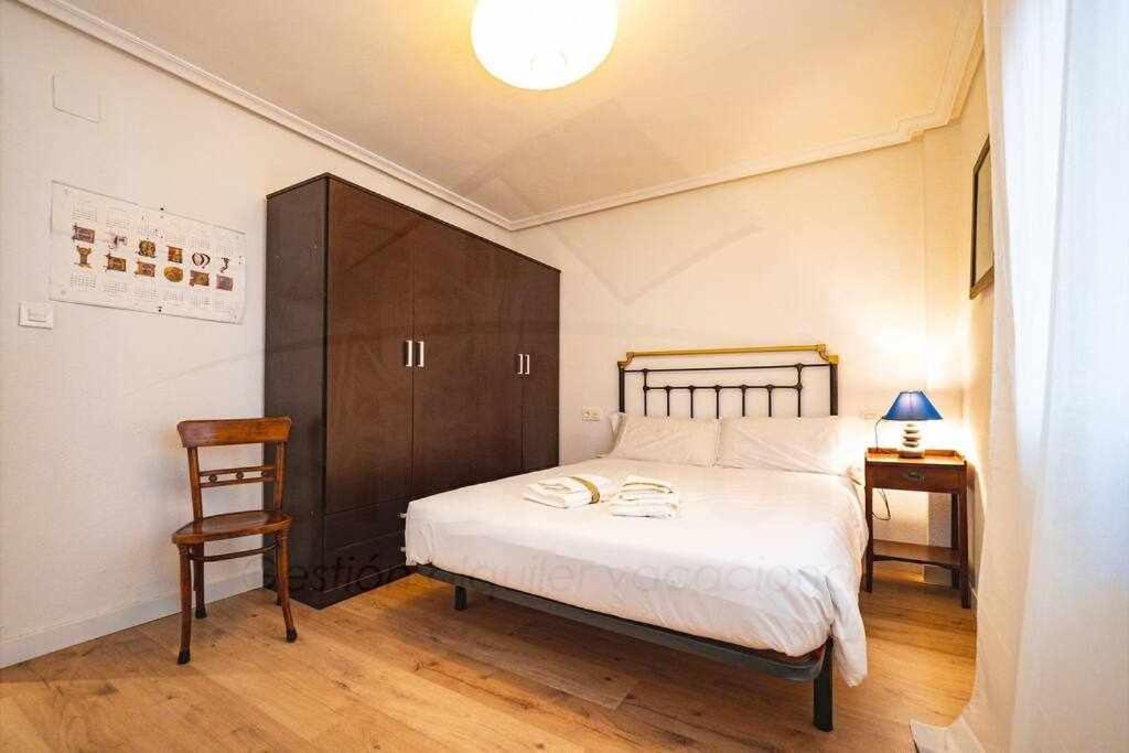 La Capilla Apartamento Oviedo Exterior photo